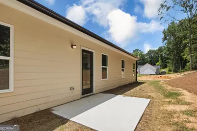 1076 Oglesby Boulevard #3, Elberton, GA 30635 - Photo 10