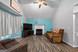 15 Evan Ct, Grantville, GA 30220 - Photo 4
