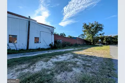 28 E Vine Street, Statesboro, GA 30458 - Photo 4