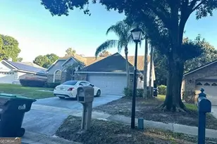 1318 Saddleridge Dr, Orlando, FL 32835 - Photo 2