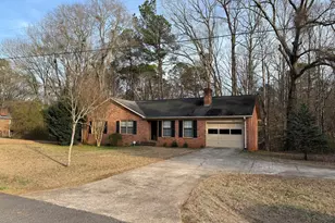 1030 Cherokee Cir, Athens, GA 30606 - Photo 1