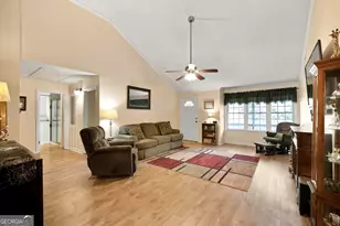549 Burnett Rd, Byron, GA 31008 - Photo 10