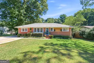 1001 Green Hill Dr, Griffin, GA 30223 - Photo 2