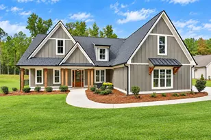 135 Huiet Dr, Fayetteville, GA 30215 - Photo 1