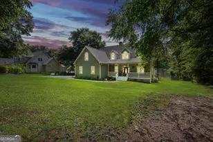 561 Harbour Shores Dr, Jackson, GA 30233 - Photo 2