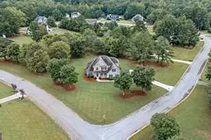 14 Willow Bend Cir, Senoia, GA 30276 - Photo 4