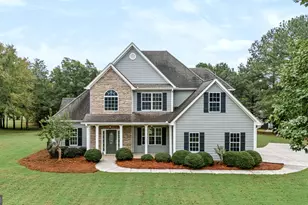 14 Willow Bend Cir, Senoia, GA 30276 - Photo 1