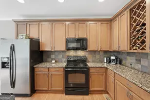 7451 Shady Glen Dr, Flowery Branch, GA 30542 - Photo 20