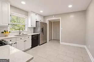 2751 Ben Hill Rd, Atlanta, GA 30344 - Photo 14