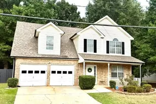 1483 Cutters Mill Dr, Lithonia, GA 30058 - Photo 2