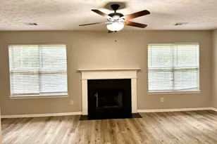 1483 Cutters Mill Dr, Lithonia, GA 30058 - Photo 4