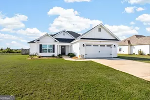 708 Daisy Dr, Perry, GA 31069 - Photo 1