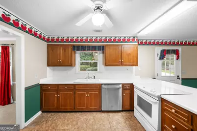 111 Greenbriar Trail, Statesboro, GA 30458 - Photo 10