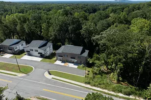 2381 Highpoint Rd, Snellville, GA 30078 - Photo 4