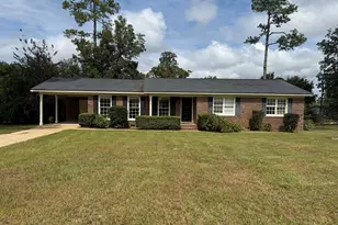 407 Holly Dr, Albany, GA 31705 - Photo 1