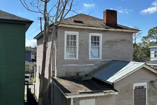 718 W 38th St, Savannah, GA 31415 - Photo 4