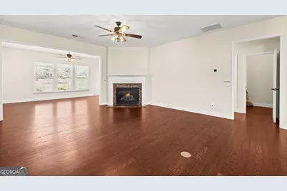 605 Daffodil Dr, Griffin, GA 30223 - Photo 10