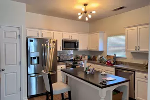 304 Commons Dr, Jonesboro, GA 30236 - Photo 10