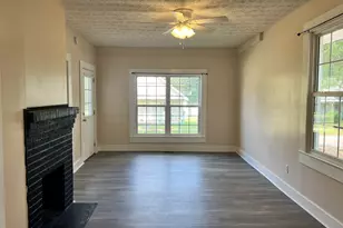 601 Askew Ave, Hogansville, GA 30230 - Photo 4