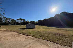 816 Bert Moorhead Rd, Canon, GA 30520 - Photo 14