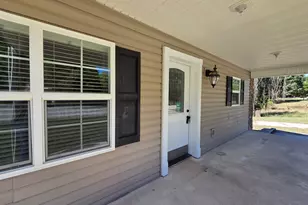 570 Baldwin Falls Rd, Baldwin, GA 30511 - Photo 16