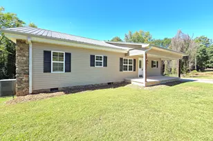 570 Baldwin Falls Rd, Baldwin, GA 30511 - Photo 2