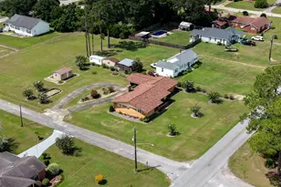 410 S Newcombe Ave, Donalsonville, GA 39845 - Photo 10