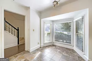 410 Forestgate Ct, Sandy Springs, GA 30350 - Photo 4