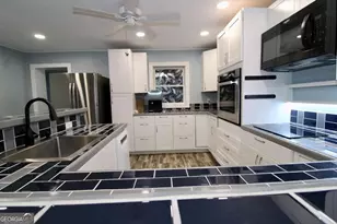 303 Mahan St, Saint Marys, GA 31558 - Photo 6