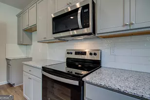 1059 Georgian Point Dr, Lawrenceville, GA 30045 - Photo 20