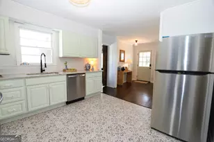 9 Sunny S, Newnan, GA 30263 - Photo 8