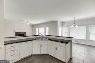 4102 Trotters Way Dr, Snellville, GA 30039 - Photo 12