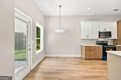 3902 Bouldercrest Road, Ellenwood, GA 30294 - Photo 6
