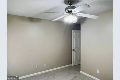 859 Park Place #B, Conyers, GA 30012 - Photo 8