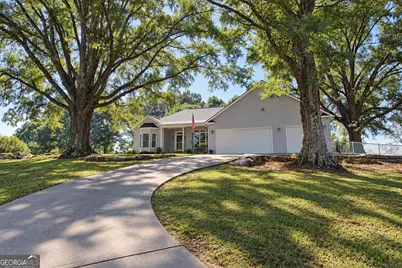 19 Oakfield Dr SE, Rome, GA 30161 - Photo 6