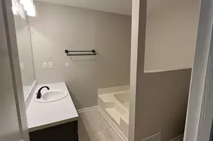 355 The Plaza, Athens, GA 30606 - Photo 8