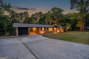 2438 Donald Ave, Macon, GA 31217 - Photo 2