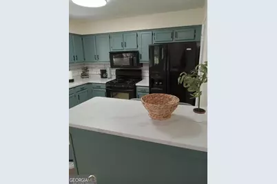 3091 Carriage Trail, Jonesboro, GA 30236 - Photo 10