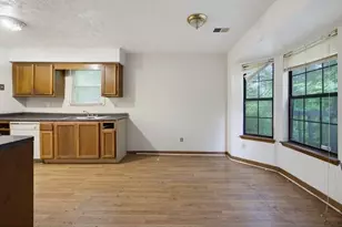310 River Oak Dr, Riverdale, GA 30274 - Photo 8