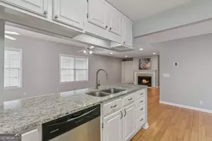614 Cedar St, Saint Simons, GA 31522 - Photo 8