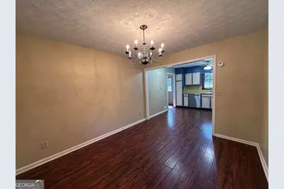 5377 Rockmoor Drive, Stone Mountain, GA 30088 - Photo 8