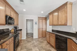 271 Stillwood Dr, Winder, GA 30680 - Photo 16