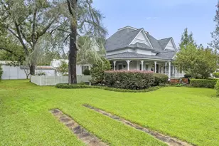 310 S Lewis St, Metter, GA 30439 - Photo 2