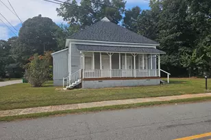 14 Mill St, Jackson, GA 30233 - Photo 2