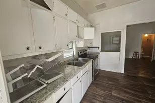14 Mill St, Jackson, GA 30233 - Photo 8