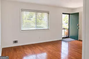 2412 Peachwood Cir NE, Atlanta, GA 30345 - Photo 6