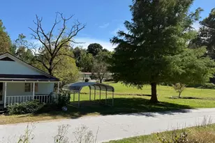 211 Blair St, Tiger, GA 30576 - Photo 2
