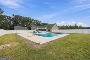 101 Ann Dr, Waycross, GA 31503 - Photo 8