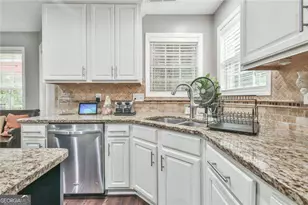 987 Park Hollow Way, Lawrenceville, GA 30043 - Photo 8
