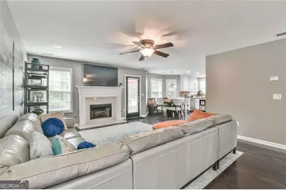 987 Park Hollow Way, Lawrenceville, GA 30043 - Photo 12